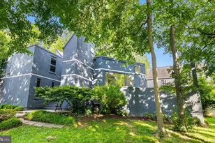 6885 Melrose Dr, McLean, VA 22101 - Photo 1