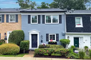 323 Center St N, Vienna, VA 22180 - Photo 1