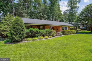 8210 Briar Creek Dr, Annandale, VA 22003 - Photo 1