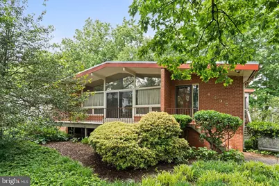 6802 Nesbitt Place, McLean, VA 22101 - Photo 1