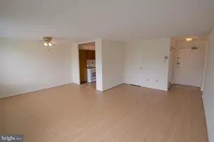 6641 Wakefield Dr, Alexandria, VA 22307 - Photo 1