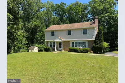 3901 Glenbrook Road, Fairfax, VA 22031 - Photo 1