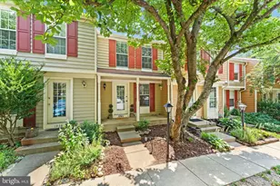 1941 Sagewood Ln, Reston, VA 20191 - Photo 1