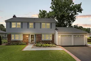 13129 Pennerview Ln, Fairfax, VA 22033 - Photo 1