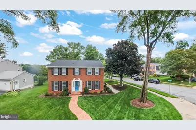 200 Paris Court SW, Vienna, VA 22180 - Photo 1