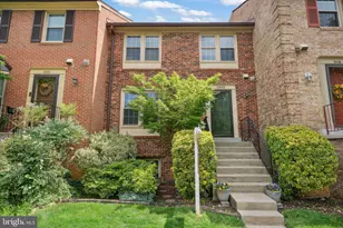 2893 Sutton Oaks Ln, Vienna, VA 22181 - Photo 1