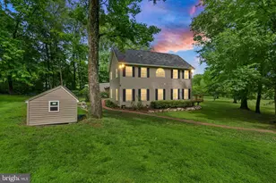 6612 Briarcroft St, Clifton, VA 20124 - Photo 1