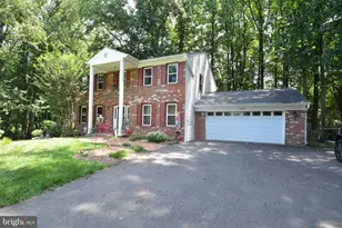 12305 Westwood Hills Dr, Herndon, VA 20171 - Photo 1