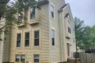 13923 Middle Creek Pl, Centreville, VA 20121 - Photo 1