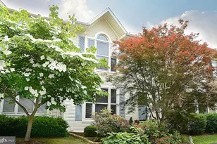 5203 Glen Meadow Dr, Centreville, VA 20120 - Photo 1