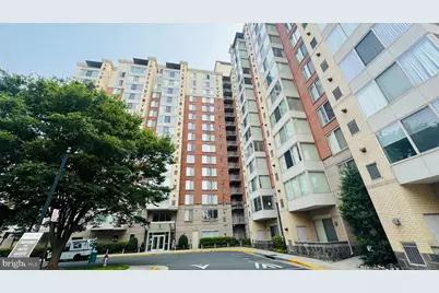 2726 Gallows Road #807, Vienna, VA 22180 - Photo 1