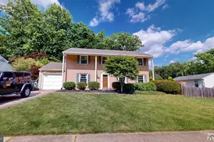 6219 Erman St, Burke, VA 22015 - Photo 1