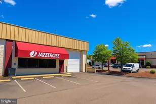 297 Sunset Park Dr, Herndon, VA 20170 - Photo 1