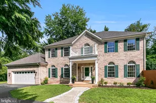 9956 Corsica St, Vienna, VA 22181 - Photo 1