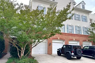 8980 Harrover Pl, Lorton, VA 22079 - Photo 1