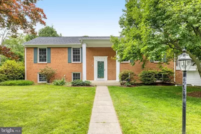 1023 Westbriar Drive NE, Vienna, VA 22180 - Photo 1