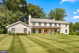 933 Woburn Ct, McLean, VA 22102 - Photo 1