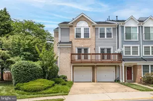 11710 Scooter Ln, Fairfax, VA 22030 - Photo 1