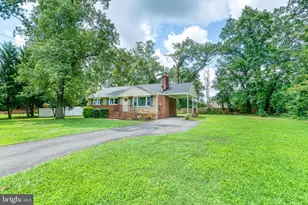 7126 Gormel Dr, Springfield, VA 22150 - Photo 1