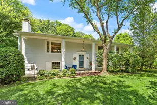 9928 Woodrow St, Vienna, VA 22181 - Photo 1