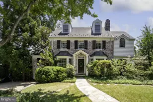 6103 Woodmont Rd, Alexandria, VA 22307 - Photo 1
