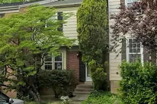 9963 Longford Ct, Vienna, VA 22181 - Photo 1