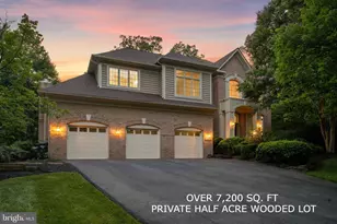 12016 Creekbend Dr, Reston, VA 20194 - Photo 1