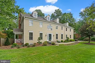 1301 Daviswood Dr, McLean, VA 22102 - Photo 1