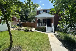 2723 Farnsworth Dr, Alexandria, VA 22303 - Photo 1