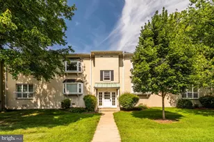 2906 Peyton Randolph Dr, Falls Church, VA 22044 - Photo 1