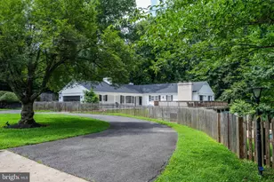 7732 Canal Ct, McLean, VA 22102 - Photo 1