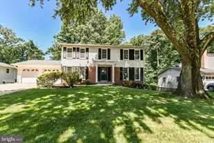 5012 Sideburn Rd, Fairfax, VA 22032 - Photo 1