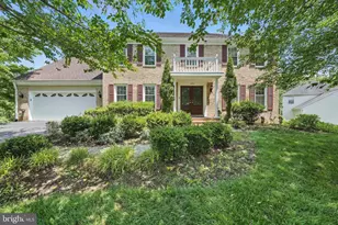 9913 Rosewood Hill Cir, Vienna, VA 22182 - Photo 1