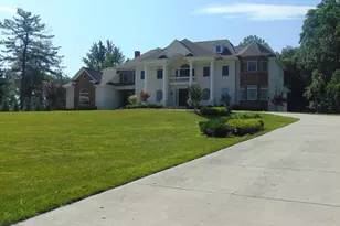 1027 Towlston Rd, McLean, VA 22102 - Photo 1