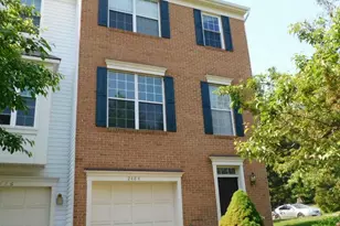 2484 Clover Field Cir, Herndon, VA 20171 - Photo 1