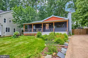 915 Desale St SW, Vienna, VA 22180 - Photo 1