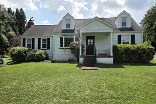 9021 Old Dominion Dr, McLean, VA 22102 - Photo 1