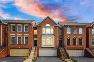 126 Mendon Ln SW, Vienna, VA 22180 - Photo 1