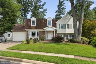 2215 Loch Lomond Dr, Vienna, VA 22181 - Photo 1