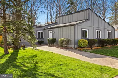 12201 Nutmeg Lane, Reston, VA 20191 - Photo 1