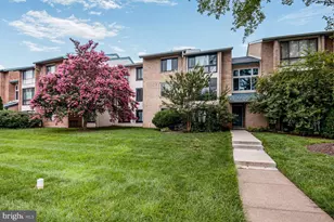 10223 Valentino Dr, Oakton, VA 22124 - Photo 1