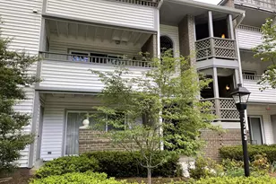 7703 Lafayette Forest Dr, Annandale, VA 22003 - Photo 1