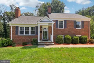 5403 Atlee Pl, Springfield, VA 22151 - Photo 1