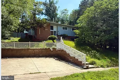 7717 Glenister Drive, Springfield, VA 22152 - Photo 1