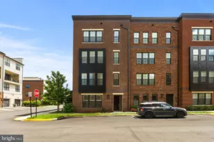 7401 Backett Wood Ter, McLean, VA 22102 - Photo 1