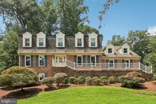 7518 Old Dominion Dr, McLean, VA 22102 - Photo 1