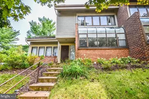 10993 Thrush Ridge Rd, Reston, VA 20191 - Photo 1