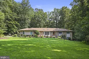 11308 Seneca Cir, Great Falls, VA 22066 - Photo 1