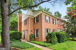 2801 Shawn Leigh Dr, Vienna, VA 22181 - Photo 1