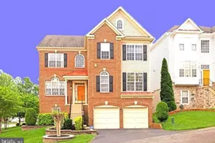 7205 Lyndam Hill Cir, Lorton, VA 22079 - Photo 1